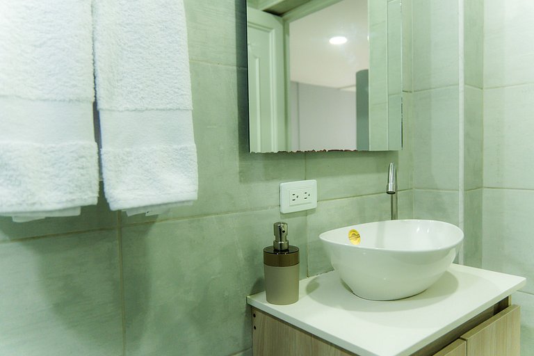 Laureles, apartamento completo 101 económico y funcional