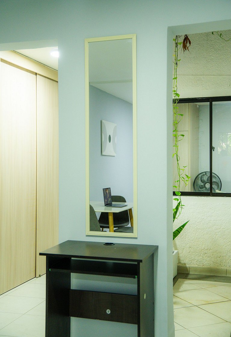 Laureles, apartamento completo 101 económico y funcional
